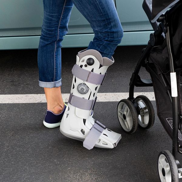 Aircast AirSelect Elite Tall Cast Boot | Orthopedic CAM Boot for Broken Ankle & Fractures