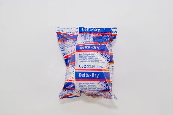 Water Resistant Cast Padding Delta Dry Roll